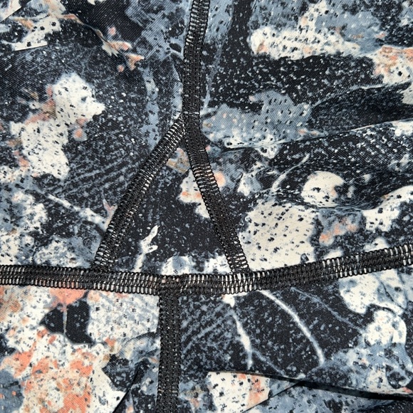 Lululemon Wunder Under Hi-Rise Tight 28"Spring Bloom Multi - Picture 6 of 10